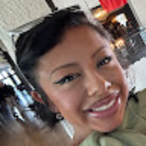 Meet your Posher, Luzmaria